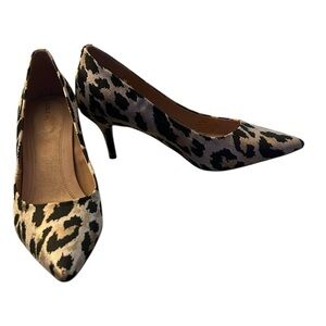 Cole Haan Women’s Size 7, Tan & Beige Animal Print Pumps